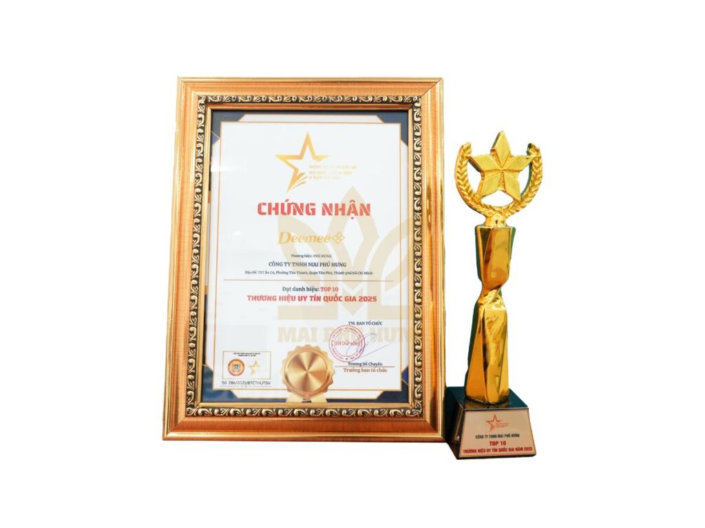 Deemee - Top 10 thương hiệu uy tín quốc gia 2025